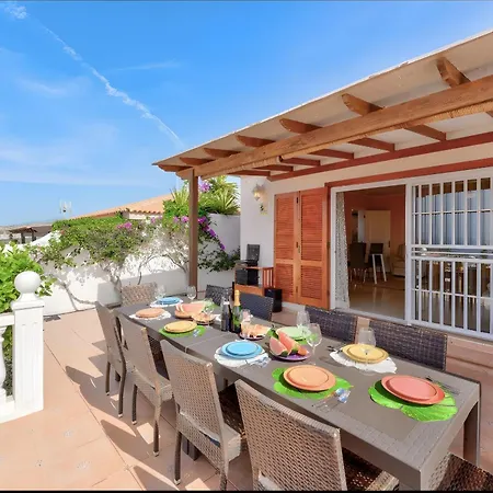 Ocean View 3bedroom With Pool Willa