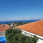 فيلة 3-bedroom Bella With Own Pool *